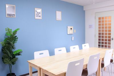 船橋FRIENDSⅣ 安くて明るい綺麗な会議室！の室内の写真