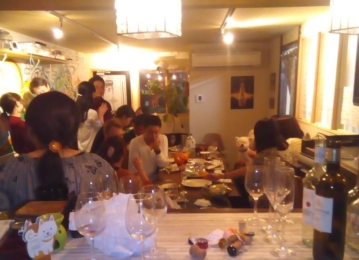 貸切利用可能なカフェ&バー - レンタルスペース オアシス