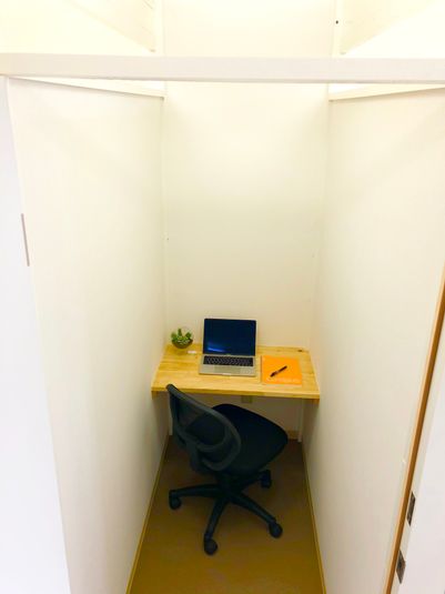 テレワークスペース（E2) - パーティーピーポー