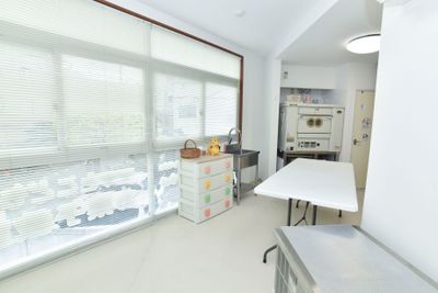【直前割で半額】東京二子玉川・業務用オーブンで試作＆宣材撮影に最適な白壁キッチン・１時間～ご利用可能 - ケーク アバンチュール