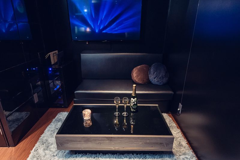 渋谷ラウンジ「VIP ROOM」 - 渋谷ファイブビルVIP ROOM