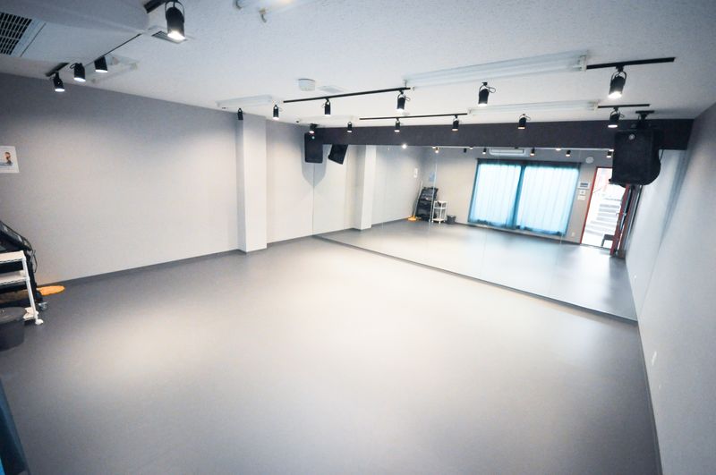 スタジオ内です。 - スタジオパックス 船橋店 S4ダンススタジオの室内の写真