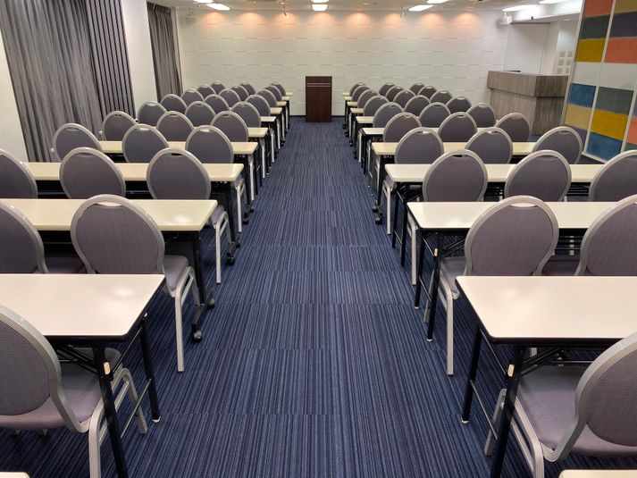 Conference AB - コンファレンス東京(新宿）