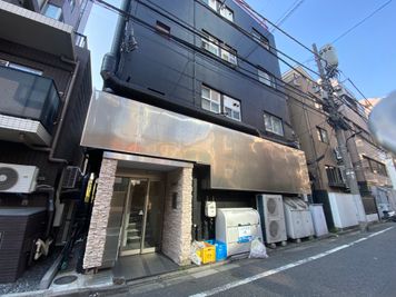 第三スペース「麻布星条旗通り」 バーカウンターキッチン/スタジオの外観の写真
