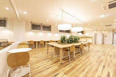 BIZcomfort町田 会議室（6名用）の外観の写真