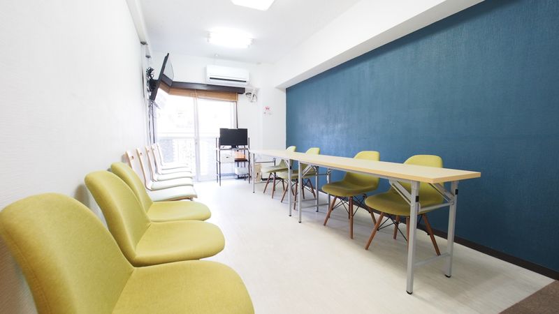 WiFi大型モニタホワイトボード - 【ラピス】東京 新宿の貸し会議室