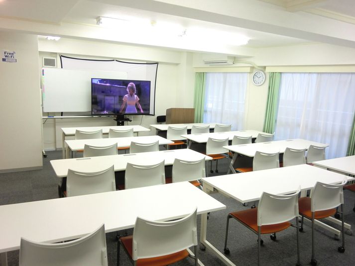 駅前ひろびろスペース - しらゆり会議室