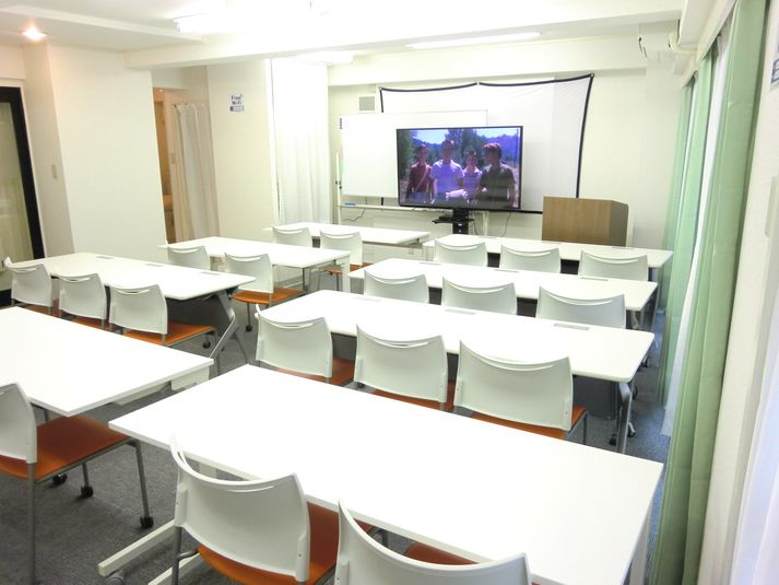 駅前ひろびろスペース - しらゆり会議室