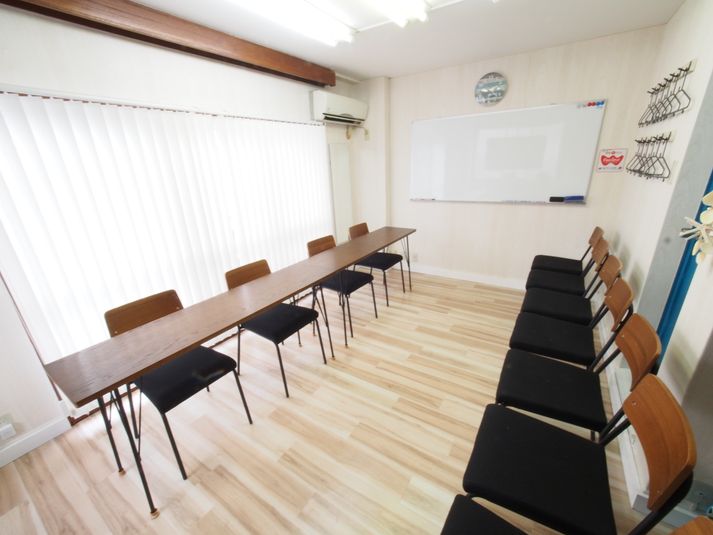WiFi大型モニタホワイトボード - 【マリブ】渋谷の貸し会議室