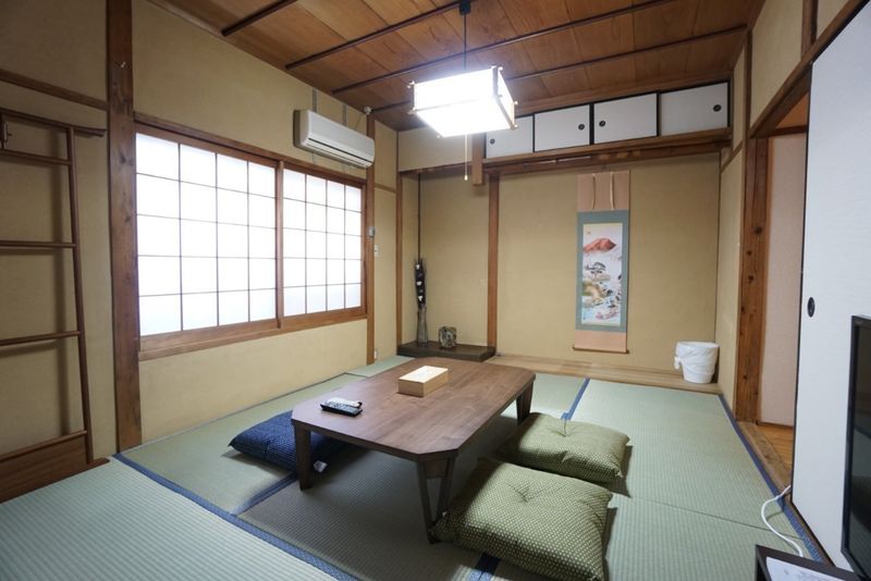 一軒家貸切り 道頓堀ハウス - DJH