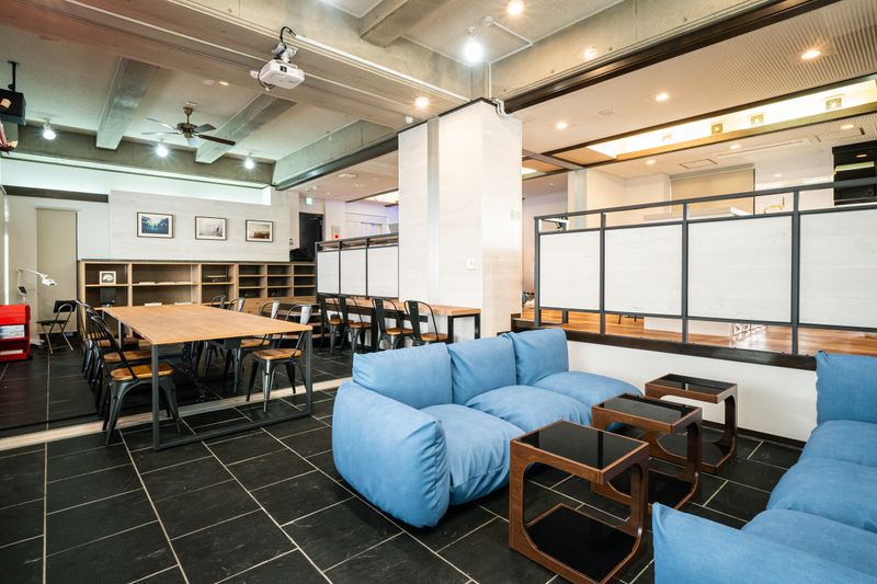 コワーキング、イベントスペース - 32PARADOX