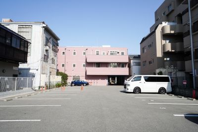 駐車場 - スタジオ・ブロードウェイ 貸し会議室の設備の写真