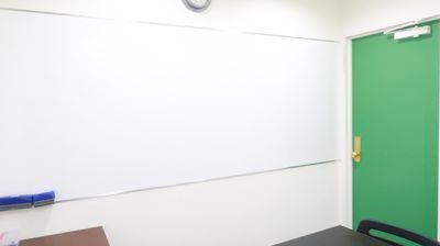 レンタルスペース 　パズル浅草橋 セミナールーム・貸し会議室2Bの室内の写真