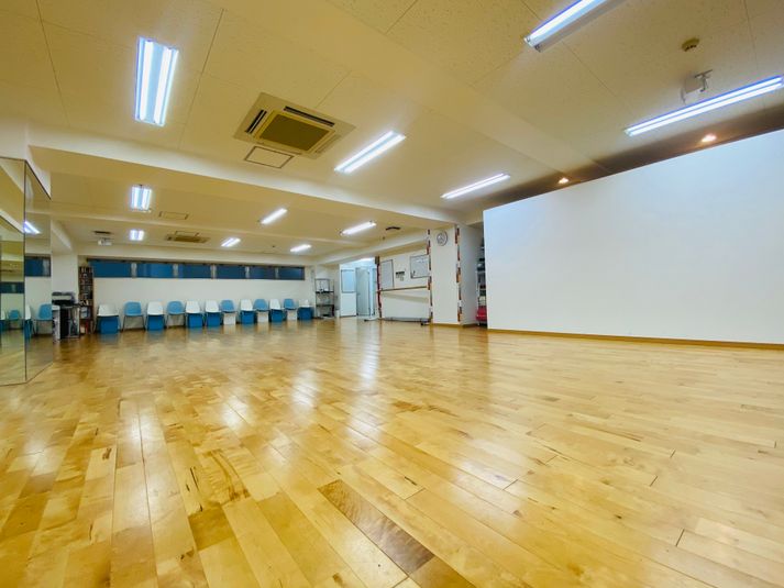 レンタルスタジオ、貸切フロア - モリシタダンススタイル
