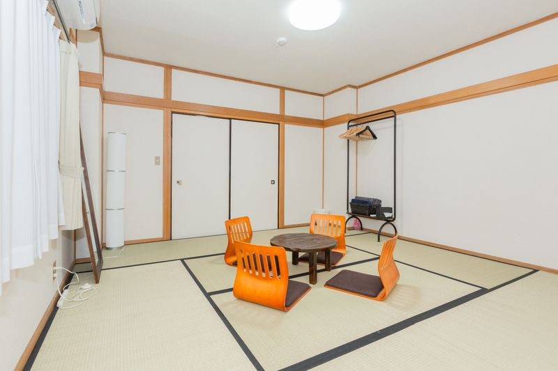 一軒家貸切り - EBH2