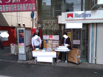 【設置例】
基本は営業時間中の貸出ですので活動しやすいのもメリットです！ - 【京橋】大京クラブｰレンタルスペース【DaikyoClub】 【 京橋‐軒先スペース 】プロモーションスペース👫の室内の写真