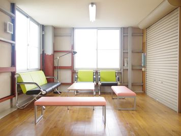 開放的な共用スペースのラウンジ！！ - ONVO STUDIO INA レンタルスタジオの設備の写真