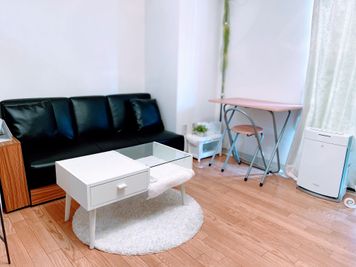 レンタルスペースミディ川崎店月極 1K貸切！定期利用手ぶらで開業！の室内の写真