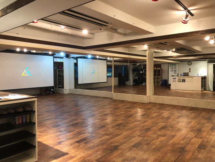 LARA TOKYO - 第3布施ビル2F