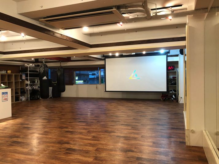 LARA TOKYO - 第3布施ビル2F