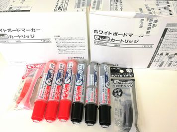 ホワイトどーどのマーカー、カートリッジも数カ月ありますので切れる事はありません - 立地抜群。渋谷駅徒歩1分の会議室 風通しの良し。渋谷エリア1１月２位の設備の写真