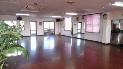 昼の様子 - ダンスホールルンバ ダンス　練習場の室内の写真