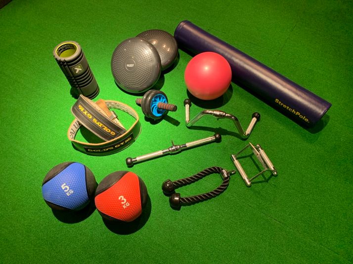 個室トレーニングルーム - フィットネスクラブGサルース