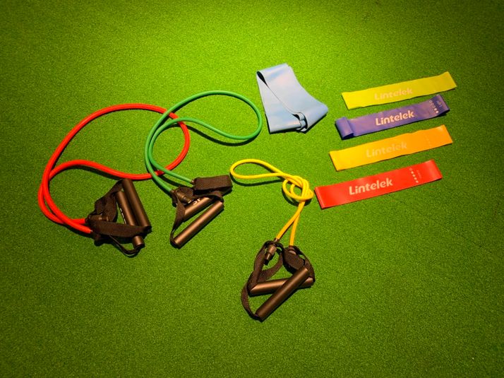 個室トレーニングルーム - フィットネスクラブGサルース