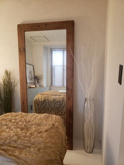 サロンスペース - SHE.