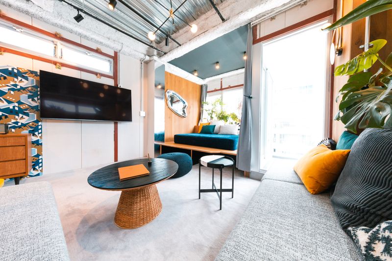 広々リビング - illi Nakano