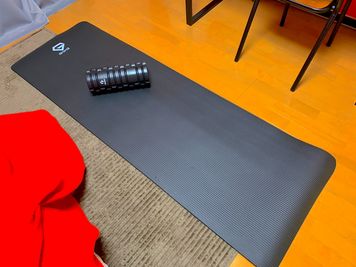 厚さ10mmヨガマット - FLEX 西新宿 EX206の設備の写真
