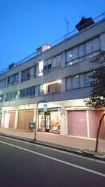 夜もライトアップしてご利用いただけます。 - Farmersレンタルスペース 水上ビル一棟貸切レンタルスペースの室内の写真