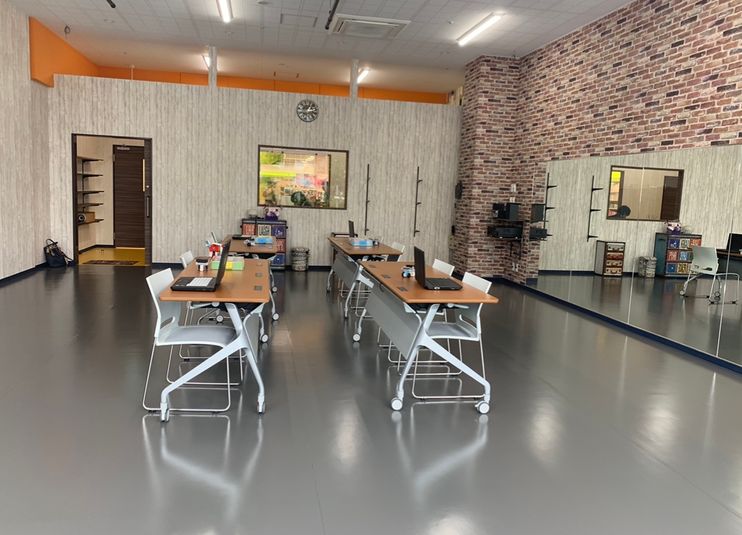 ダンススタジオ - FSアカデミー栂・美木多駅前校