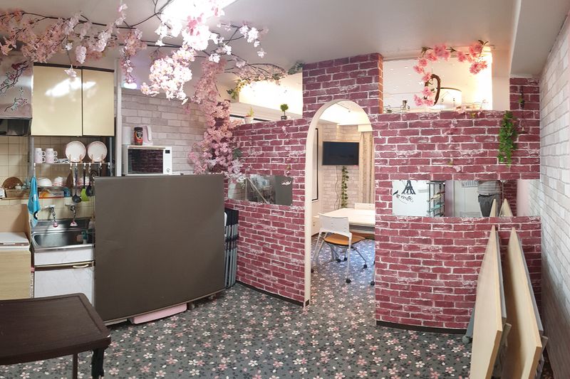 女子に大人気のコリアンタウン - 大久保通り沿いスペース