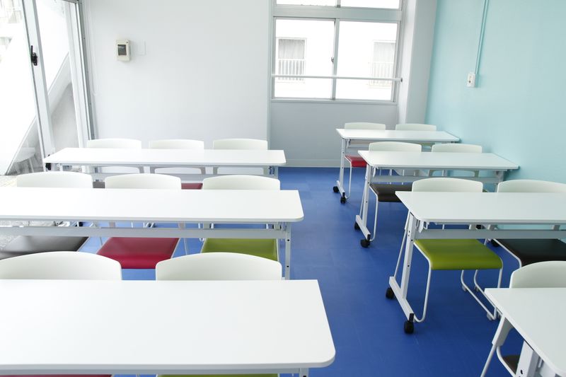 泉崎502会議室[定員17+α] - みんなの貸会議室　那覇泉崎店