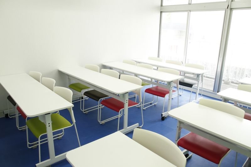 泉崎402会議室[定員20+α] - みんなの貸会議室　那覇泉崎店