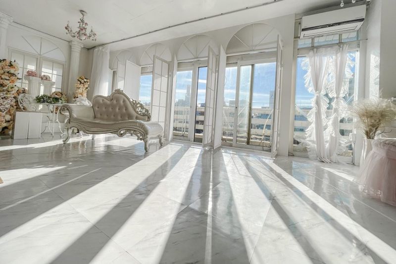 自然光　ホワイトスペース　姫ベッド　教室撮影 - スタジオ