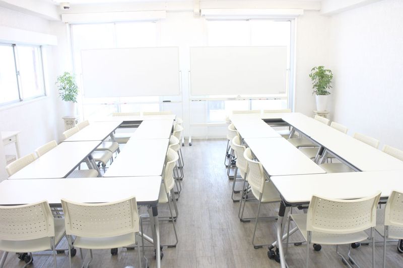 貸し会議室  - ソレイユ新宿