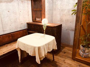 シェアサロンLaQoo心斎橋 RoomA（1F個室）の室内の写真