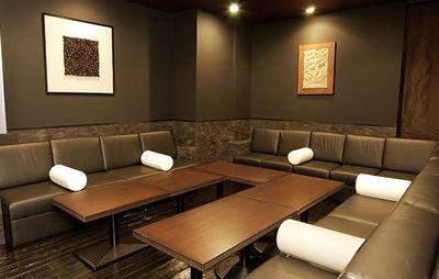 会議室でのご利用イメージ - パセラリゾーツ六本木 コワーキングスペース個室　1名様の室内の写真