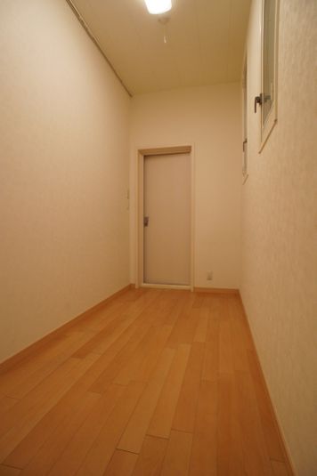 レッスンルーム - 防音サロン Bright