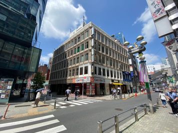 建物外観 - TIME SHARING渋谷ワールド宇田川ビル【無料WiFi】 9F 会議室 Aの外観の写真