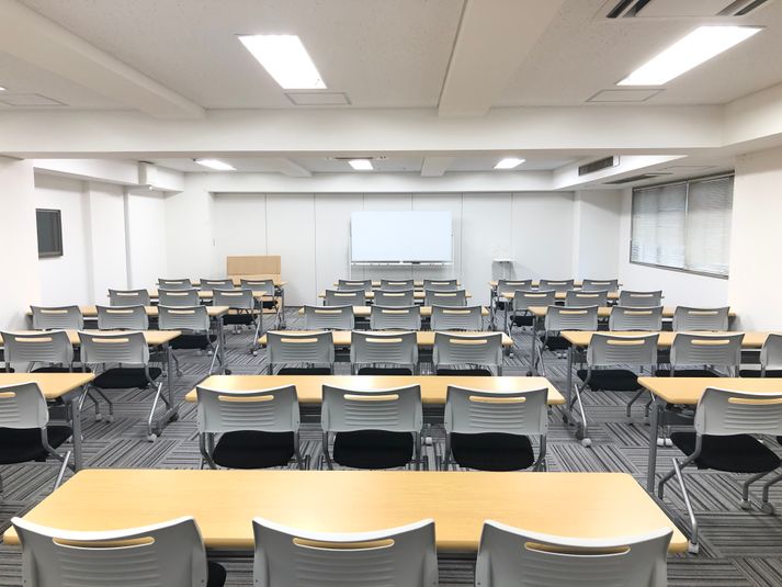 第9会議室 - 新横浜ホール【加瀬の貸し会議室】