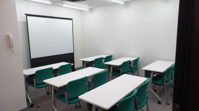 MYオフィス/ワークスペース/新宿東口会議室 107号室の室内の写真