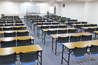 【四ツ橋・心斎橋エリア!駅から徒歩30秒!】20~90名まで。無料備品も多数!同ビル内に複数会場ございます。 - SMG/ 四ツ橋・近商ビル