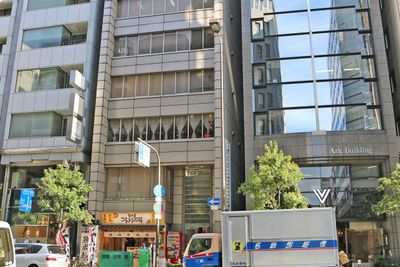 近商ビル外観 - SMG/ 四ツ橋・近商ビル ＳＭＧ貸し会議室近商ビル7階A室の外観の写真