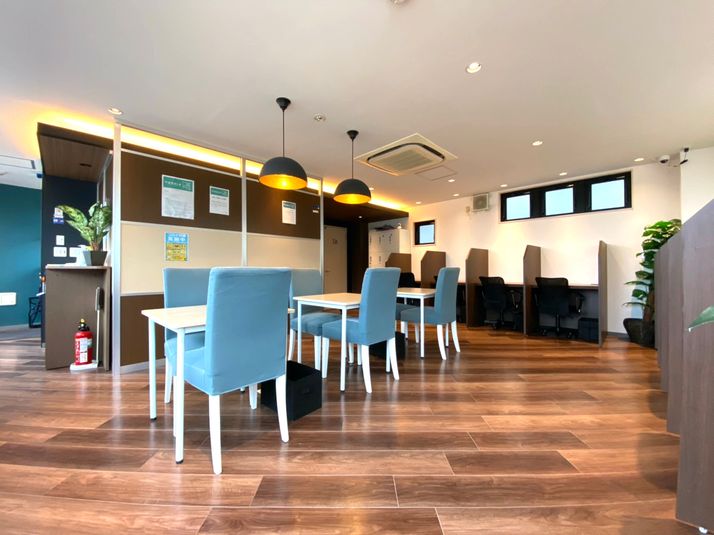 個別デスク席① - HaNaLe三鷹台駅会議室