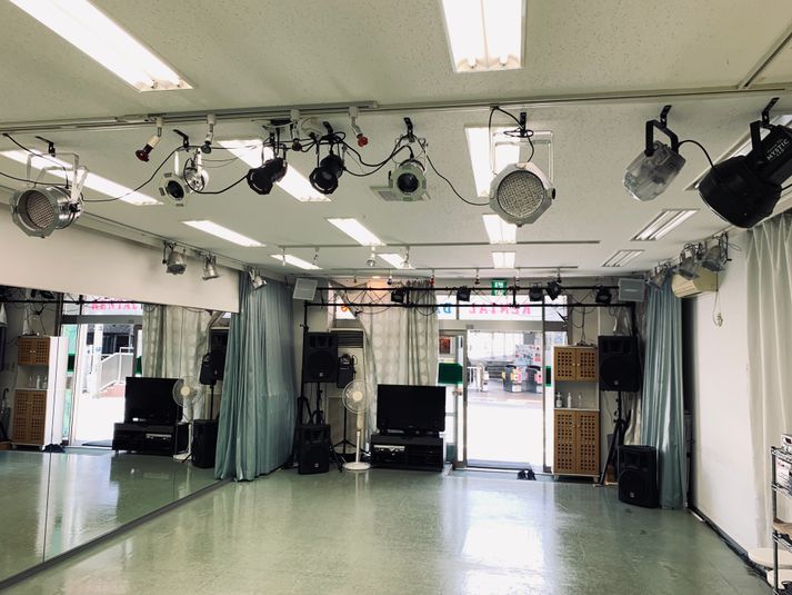 ダンスレンタルスタジオＡルーム - スタジオM  京成稲毛駅前