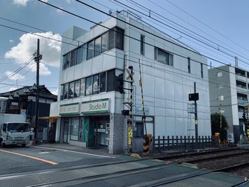 スタジオM  京成稲毛駅前 ダンスレンタルスタジオＡルームの外観の写真