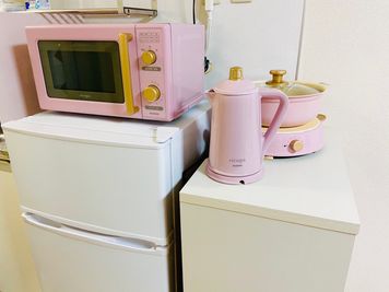 電子レンジとケトルもご用意しています - メルティなんば🎀 🎀メルティなんば🎀の設備の写真
